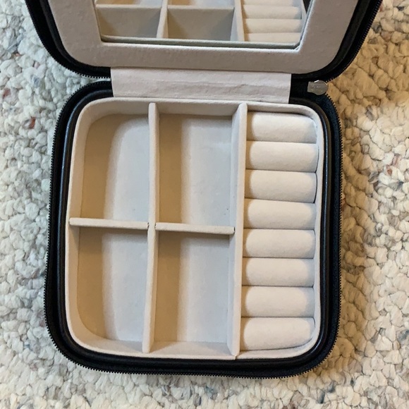 Women's Mele & Co Dana Faux Leather Jewelry Box - Picture 2 of 7